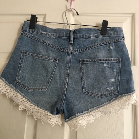 SOLD - Free People Lace Distressed Jean Shorts - Picture 2 of 3